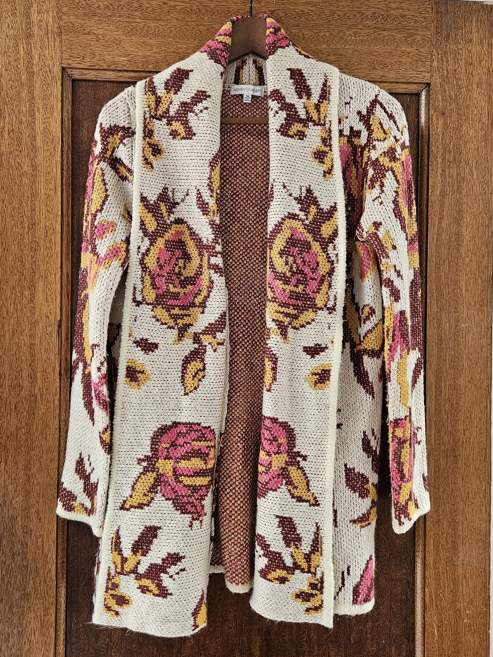 ​Woven Heart Floral Open Front Shawl Collar Long Cardigan Knit Sweater Medium